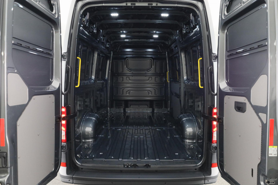 Volkswagen Crafter Exclusive L3 2.0 TDI EU6 130 kW (177 pk) GVW 3.5T Volkswagen Bedrijfswagens Crafter Exclusive L3 2.0 TDI EU6 177 pk GVW 3.5T  6-bak NETTO DEAL!!!