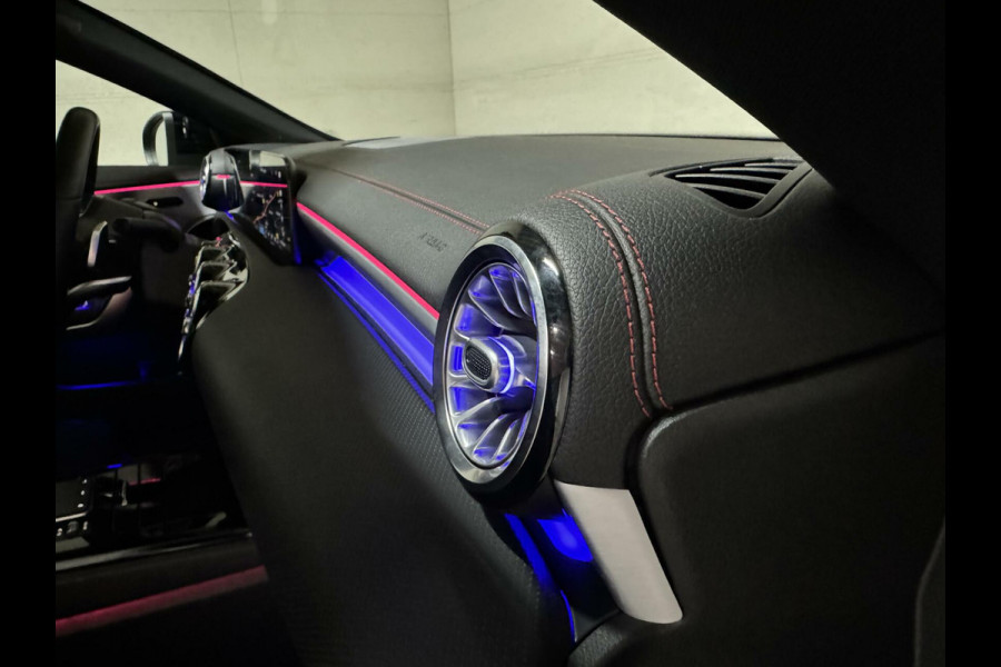 Mercedes-Benz CLA-Klasse Shooting Brake 200 AMG Designo Matt Sfeer