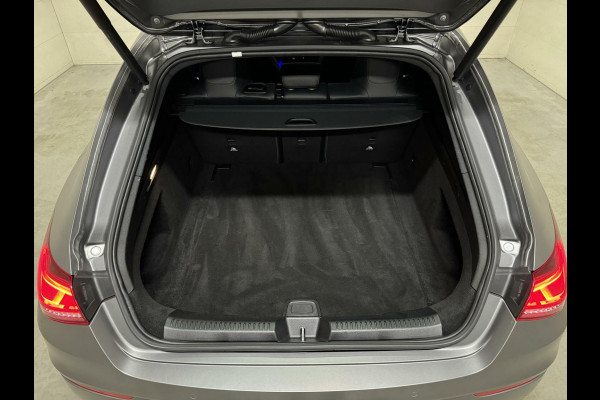 Mercedes-Benz CLA-Klasse Shooting Brake 200 AMG Designo Matt Sfeer