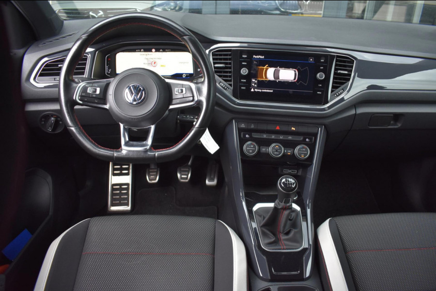 Volkswagen T-Roc 1.0 TSI Sport | VIRTUAL COCKPIT | TREKHAAK | CAMERA | NAP | DAB