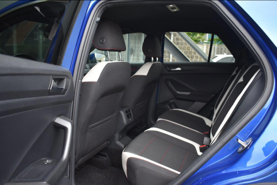 Volkswagen T-Roc 1.0 TSI Sport | VIRTUAL COCKPIT | TREKHAAK | CAMERA | NAP | DAB