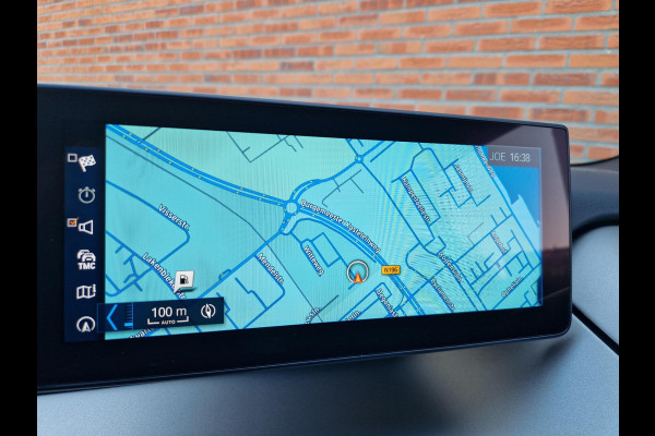 BMW i3 Business Edition 120Ah 42 kWh | Camera | Navi | Licht- en Regensensor | Cruise | Stoelverwarming | DAB |