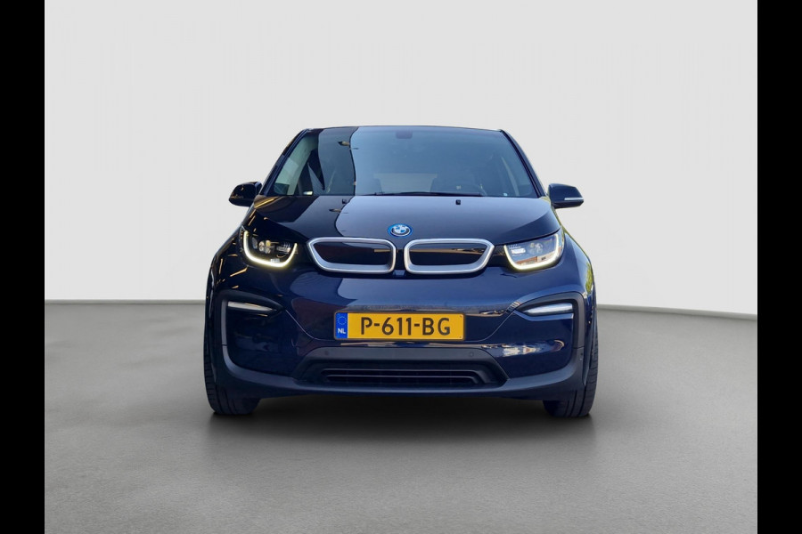 BMW i3 Business Edition 120Ah 42 kWh | Camera | Navi | Licht- en Regensensor | Cruise | Stoelverwarming | DAB |