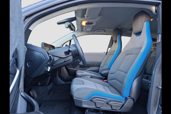 BMW i3 Business Edition 120Ah 42 kWh | Camera | Navi | Licht- en Regensensor | Cruise | Stoelverwarming | DAB |