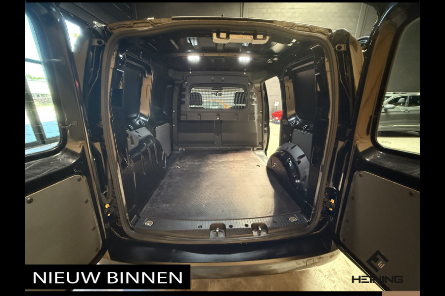 Volkswagen Caddy Cargo 1.5 TSI 115 PK DSG. Marge auto. BPM BETAALD 11000 KM !