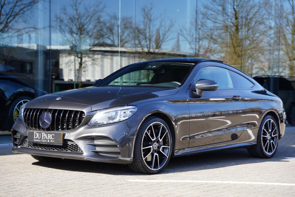 Mercedes-Benz C-Klasse 300 Coupe 259 Pk AMG-Optiek Panorama Dak
