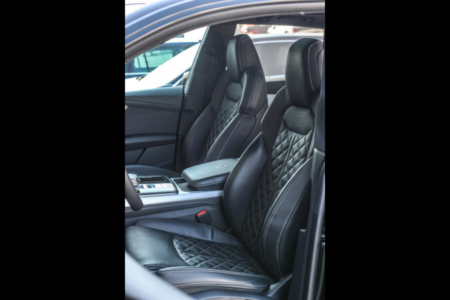 Audi Q8 60 TFSI e Quattro Competition *Pano*RS-Stoelen*B&O*Massage*360 Camera*