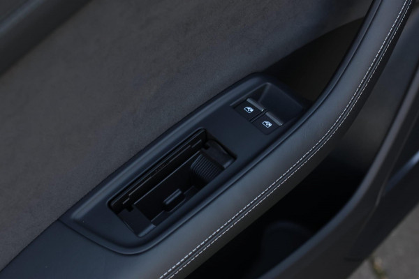 Audi Q8 60 TFSI e Quattro Competition *Pano*RS-Stoelen*B&O*Massage*360 Camera*