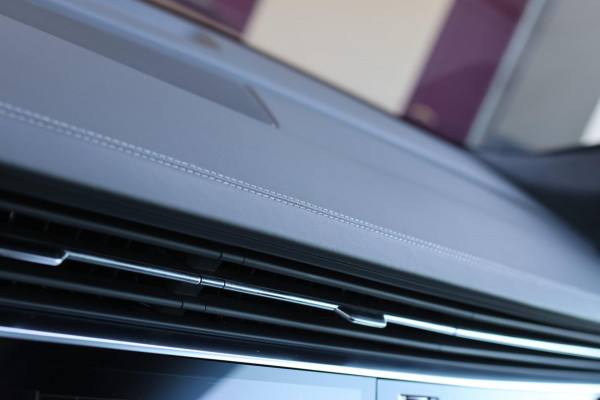 Audi Q8 60 TFSI e Quattro Competition *Pano*RS-Stoelen*B&O*Massage*360 Camera*