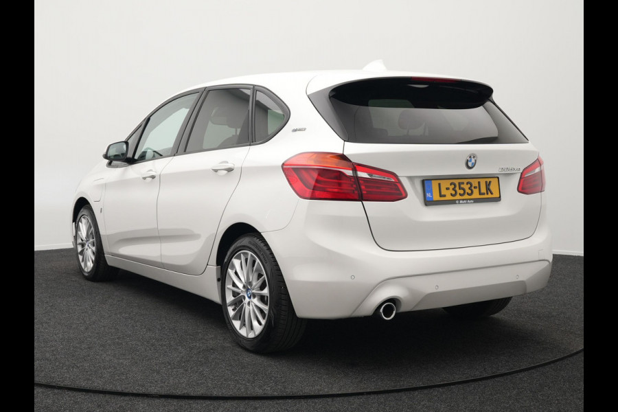BMW 2 Serie Active Tourer 225xe iPerformance Plug In Hybrid 225pk PHEV | Navi | Stoelverwarming | 17"L.M | El. Achterklep | Cruise Control | PDC V + A |
