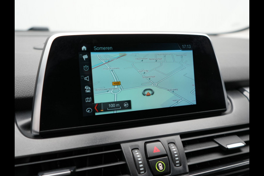 BMW 2 Serie Active Tourer 225xe iPerformance Plug In Hybrid 225pk PHEV | Navi | Stoelverwarming | 17"L.M | El. Achterklep | Cruise Control | PDC V + A |