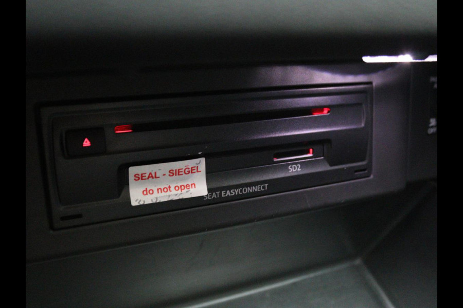 Seat Leon 2.0 TSI FR Business Intense | Panoramadak | Appel CarPlay | Leder |Navigatie | Stoelverwarming | Cruise Control | LMV 18