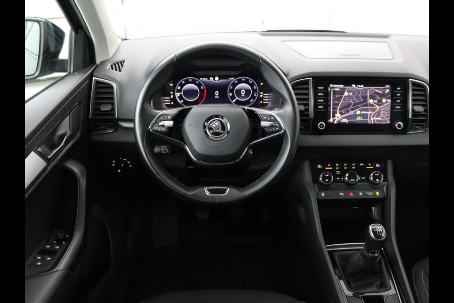 Škoda Karoq 1.0 TSI Business Edition | Trekhaak | Apple Carplay | Navigatie | Cruise Control Adaptief | Stoelverwarming | LED | LMV