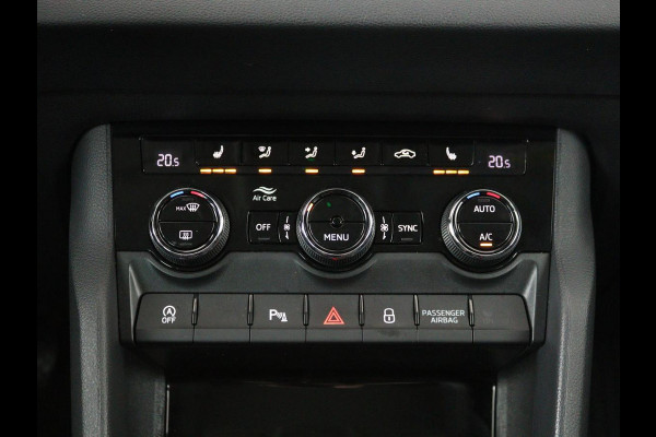 Škoda Karoq 1.0 TSI Business Edition | Trekhaak | Apple Carplay | Navigatie | Cruise Control Adaptief | Stoelverwarming | LED | LMV