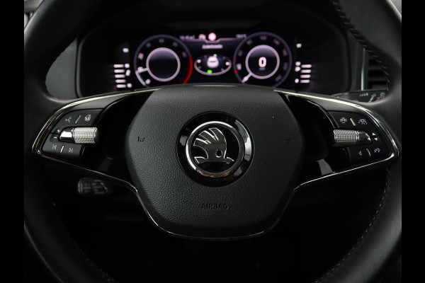 Škoda Karoq 1.0 TSI Business Edition | Trekhaak | Apple Carplay | Navigatie | Cruise Control Adaptief | Stoelverwarming | LED | LMV