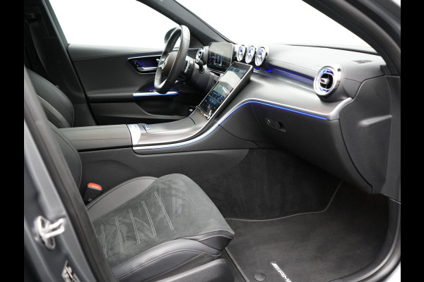 Mercedes-Benz C-Klasse Estate 300 e AMG Line Plug in Hybrid Selenite Magno PHEV | Panodak | Trekhaak af Fabriek | Adaptive Cruise | Elektrische Stoelen met  Memory | Carplay | Sfeerverlichting | MBUX | Navigatie | 360 Camera | DAB | Virtual |