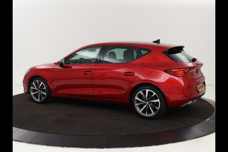Seat Leon 1.5 eTSI FR | Sfeerverlichting | Appel CarPlay | Navigatie | Camera | Cruise Control | LED | LMV 18