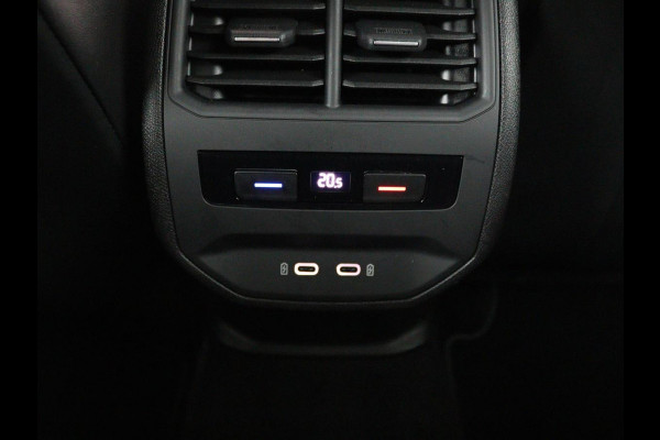 Seat Leon 1.5 eTSI FR | Sfeerverlichting | Appel CarPlay | Navigatie | Camera | Cruise Control | LED | LMV 18