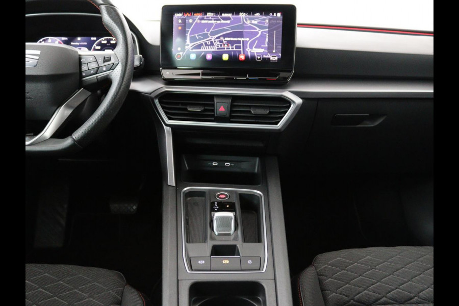 Seat Leon 1.5 eTSI FR | Sfeerverlichting | Appel CarPlay | Navigatie | Camera | Cruise Control | LED | LMV 18
