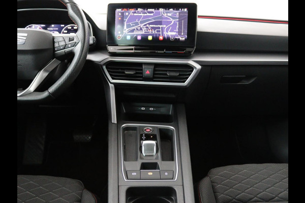 Seat Leon 1.5 eTSI FR | Sfeerverlichting | Appel CarPlay | Navigatie | Camera | Cruise Control | LED | LMV 18