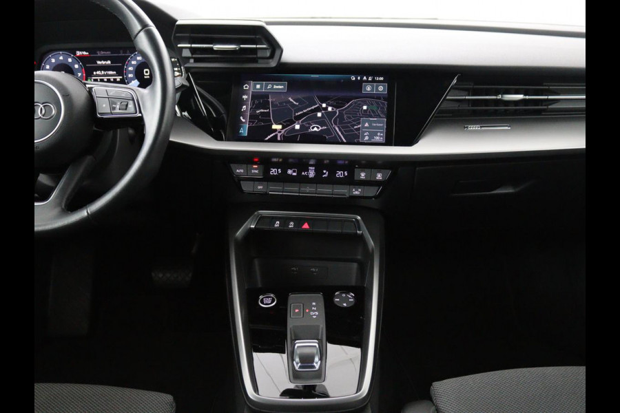 Audi A3 Limousine 30 TFSI Business edition Automaat | Trekhaak | Navigatie | Appel CarPlay | Cruise Control | DAB | LMV