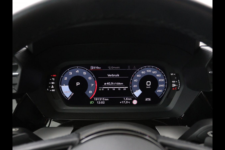 Audi A3 Limousine 30 TFSI Business edition Automaat | Trekhaak | Navigatie | Appel CarPlay | Cruise Control | DAB | LMV