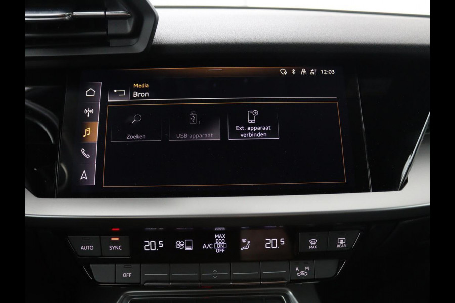 Audi A3 Limousine 30 TFSI Business edition Automaat | Trekhaak | Navigatie | Appel CarPlay | Cruise Control | DAB | LMV