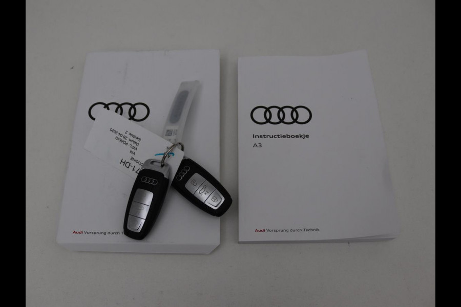 Audi A3 Limousine 30 TFSI Business edition Automaat | Trekhaak | Navigatie | Appel CarPlay | Cruise Control | DAB | LMV