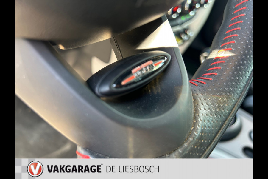 MINI Countryman 2.0 Cooper S E ALL4 Chili / Jhon Cooper Works / Navigatie