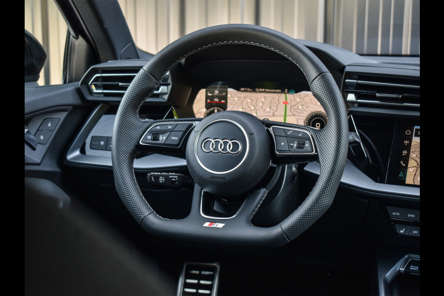 Audi A3 Sportback 45 TFSI e S EDITION COMPETITION | PANORAMADAK | S-SEATS | ADAPTIVE CRUISE | SONOS SOUND | CAMERA | BLACK-OPTIC | AMBIA