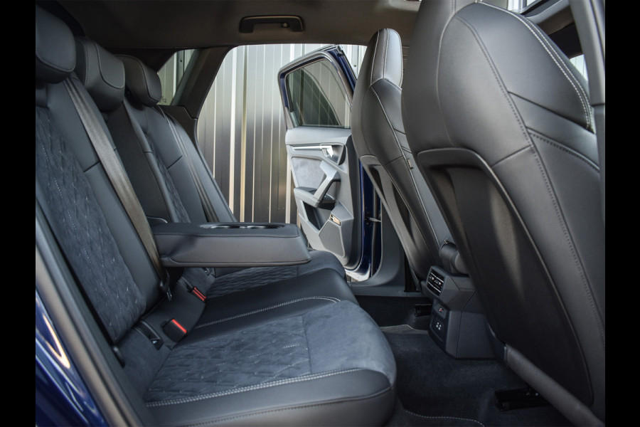 Audi A3 Sportback 45 TFSI e S EDITION COMPETITION | PANORAMADAK | S-SEATS | ADAPTIVE CRUISE | SONOS SOUND | CAMERA | BLACK-OPTIC | AMBIA
