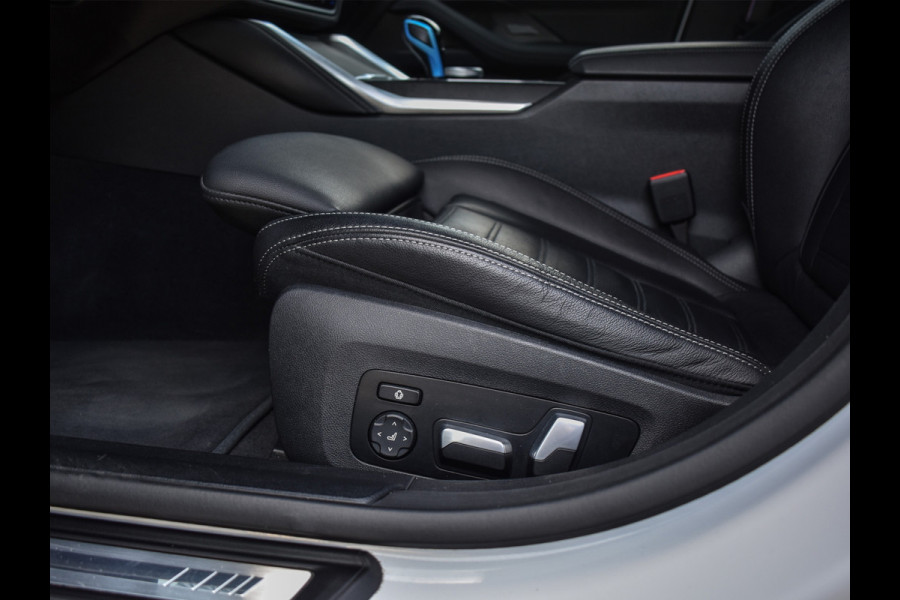 BMW i4 eDrive40 High EXECUTIVE 84 kWh | M-SPORT | SCHUIFDAK | SHADOW-LINE | NL- AUTO | CAMERA | HEAD-UP | TREKHAAK | MEMORY SEATS | AMB
