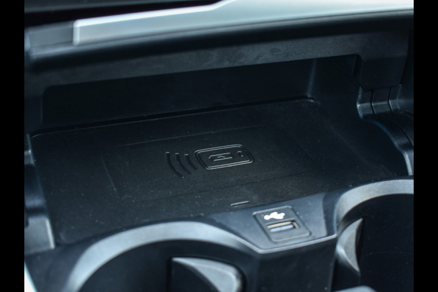 BMW i4 eDrive40 High EXECUTIVE 84 kWh | M-SPORT | SCHUIFDAK | SHADOW-LINE | NL- AUTO | CAMERA | HEAD-UP | TREKHAAK | MEMORY SEATS | AMB