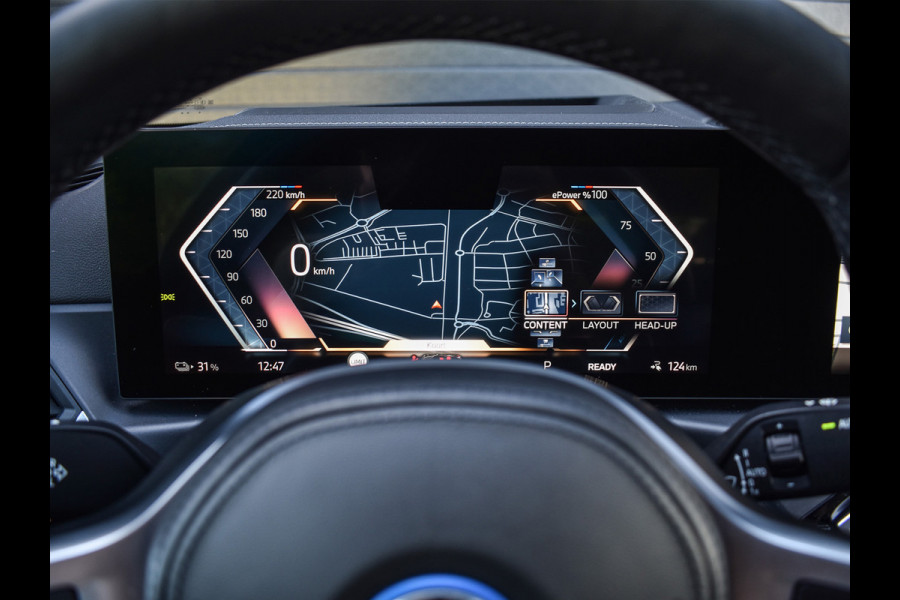 BMW i4 eDrive40 High EXECUTIVE 84 kWh | M-SPORT | SCHUIFDAK | SHADOW-LINE | NL- AUTO | CAMERA | HEAD-UP | TREKHAAK | MEMORY SEATS | AMB