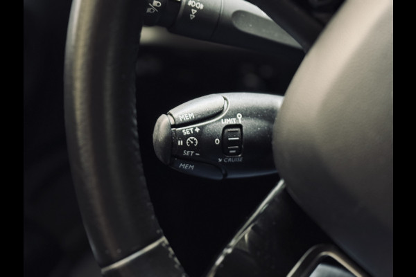 Citroën C3 1.2 PureTech 110PK Shine | LED | CarPlay | Navi