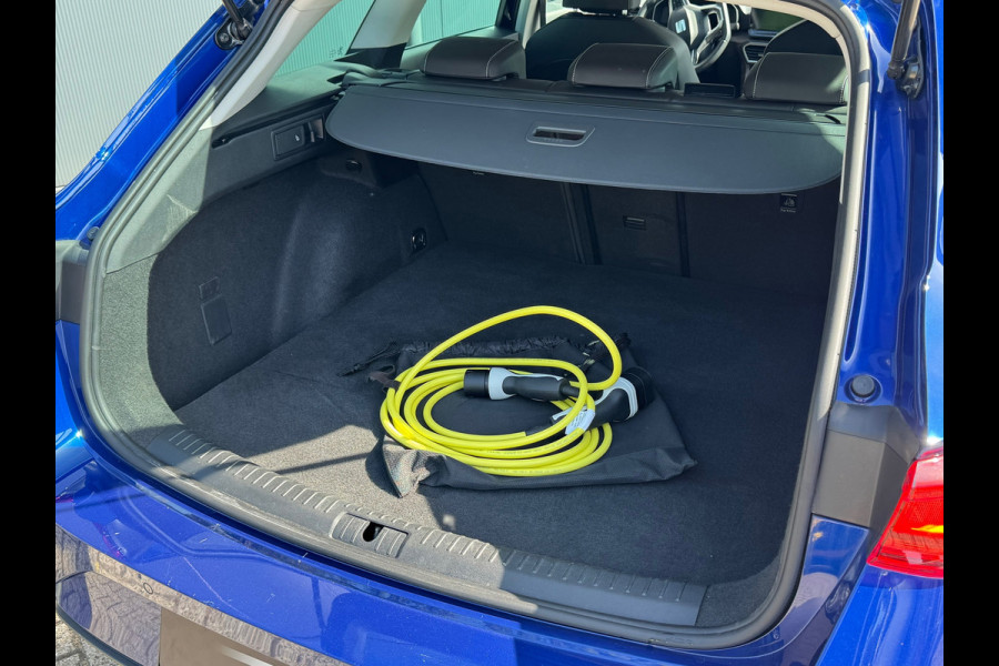 Seat Leon 1.4 TSI eHybrid PHEV * FR * Visueel Cockpit * AppleCarPlay * Line ass. *