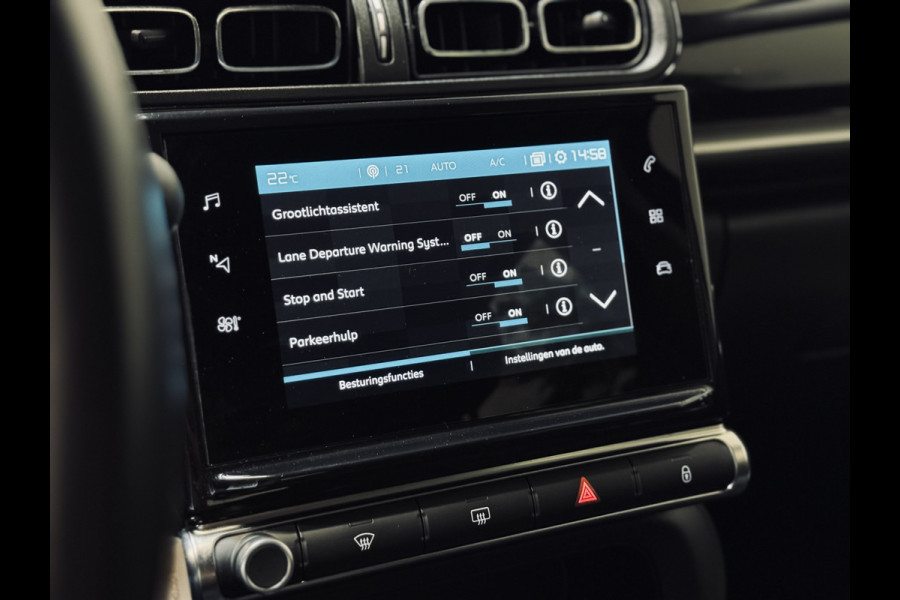 Citroën C3 1.2 PureTech 110PK Shine | LED | CarPlay | Navi