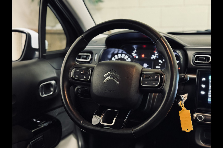 Citroën C3 1.2 PureTech 110PK Shine | LED | CarPlay | Navi