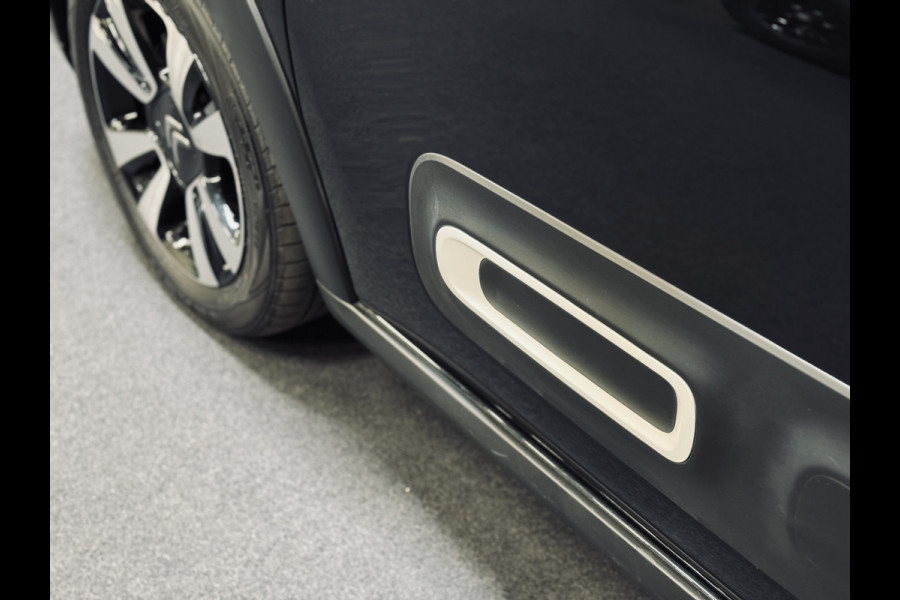 Citroën C3 1.2 PureTech 110PK Shine | LED | CarPlay | Navi