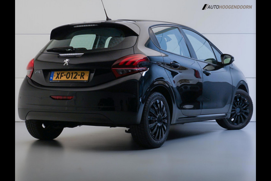 Peugeot 208 1.2 PureTech Signature Sport (APPLE CARPLAY,LED VERLICHTING,NAVIGATIE,CRUISE,PARKEERSENSOREN,LM-VELGEN,TOPCONDITIE)