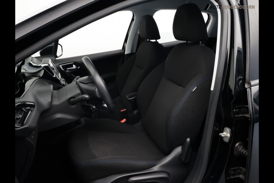 Peugeot 208 1.2 PureTech Signature Sport (APPLE CARPLAY,LED VERLICHTING,NAVIGATIE,CRUISE,PARKEERSENSOREN,LM-VELGEN,TOPCONDITIE)