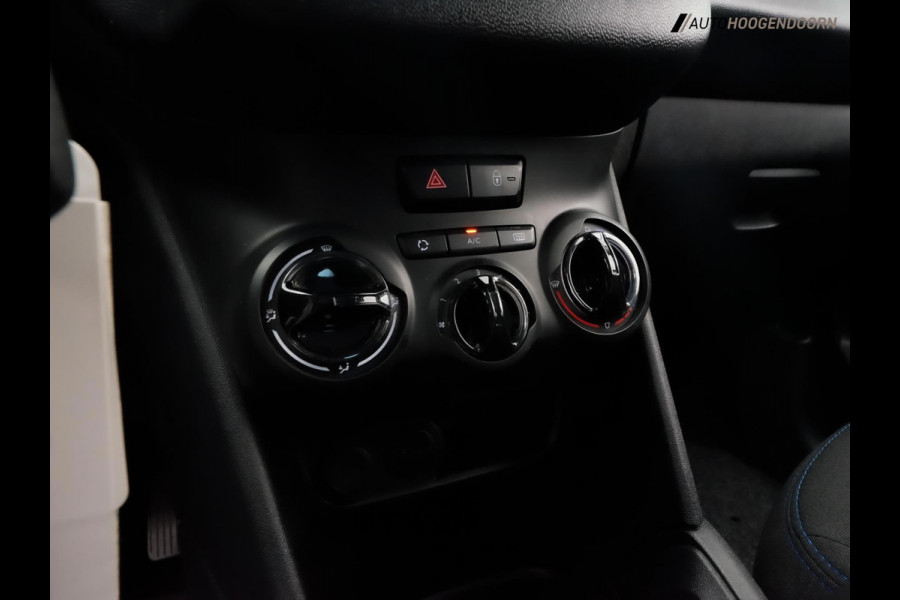 Peugeot 208 1.2 PureTech Signature Sport (APPLE CARPLAY,LED VERLICHTING,NAVIGATIE,CRUISE,PARKEERSENSOREN,LM-VELGEN,TOPCONDITIE)