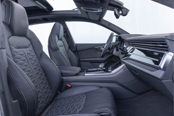 Audi RSQ8 4.0 TFSI 600pk Quattro Pano Keramisch Dynamic plus B&O Standkachel Carbon