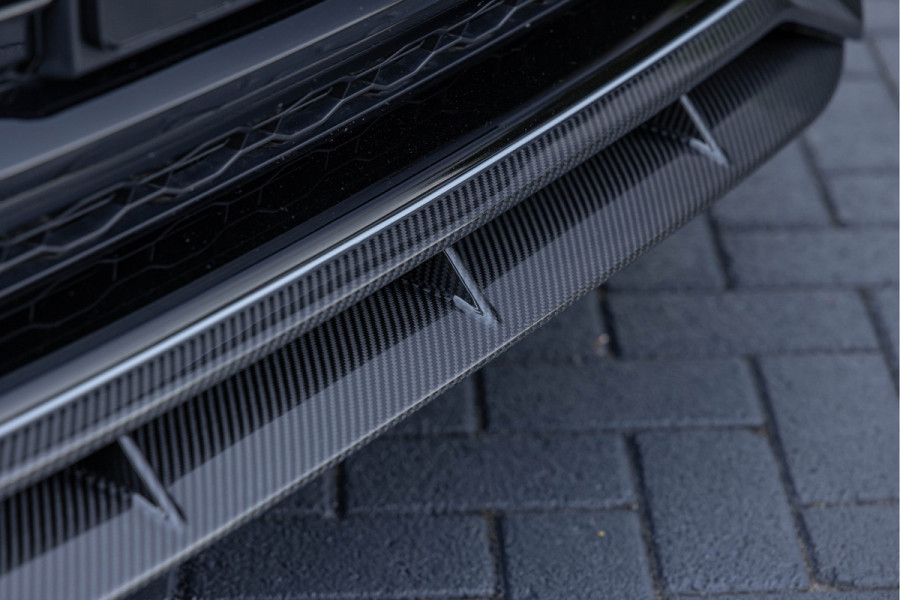 Audi RSQ8 4.0 TFSI 600pk Quattro Pano Keramisch Dynamic plus B&O Standkachel Carbon