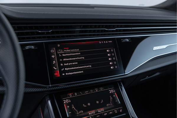 Audi RSQ8 4.0 TFSI 600pk Quattro Pano Keramisch Dynamic plus B&O Standkachel Carbon