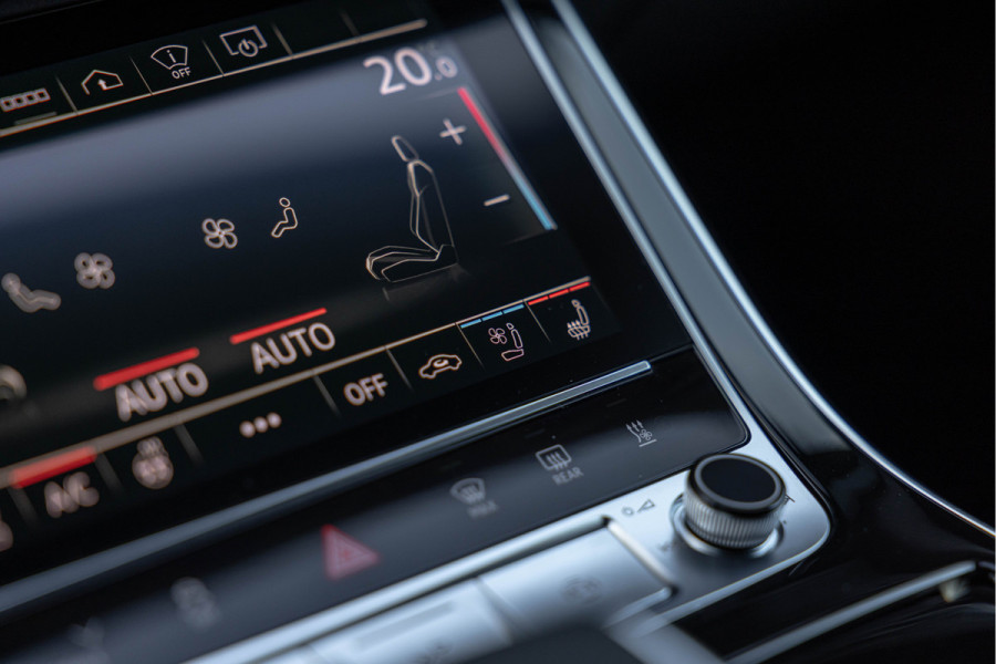 Audi RSQ8 4.0 TFSI 600pk Quattro Pano Keramisch Dynamic plus B&O Standkachel Carbon