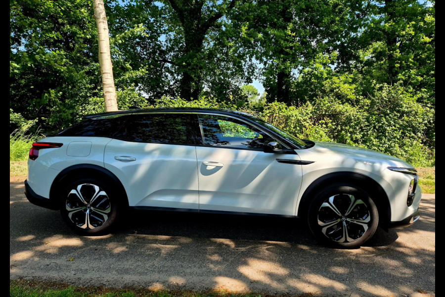 Citroën C5 X 1.6 Plug-in Hybrid 180 Plus / navi / camera / 225 pk