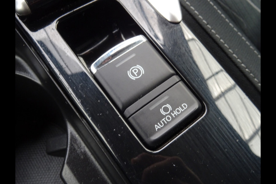 Mitsubishi Eclipse Cross 1.5 DI-T First Edition * CARPLAY * TREKHAAK !!