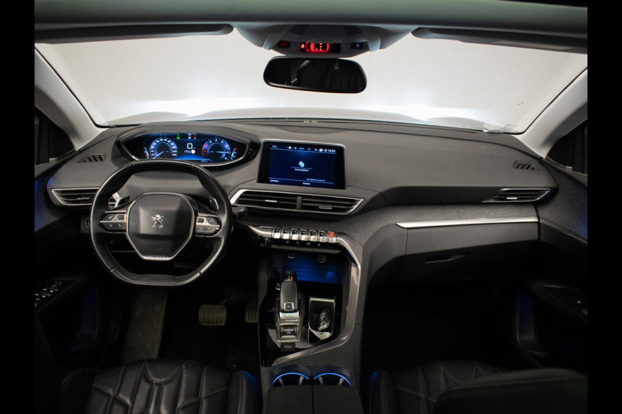 Peugeot 5008 1.2 PureTech Allure Sport (PANORAMADAK,NAVI,CRUISE,LEDER,LED,GETINT,CAMERA,DAB,PDC,SPORTSTOELEN,LM VELGEN,NETTESTAAT)