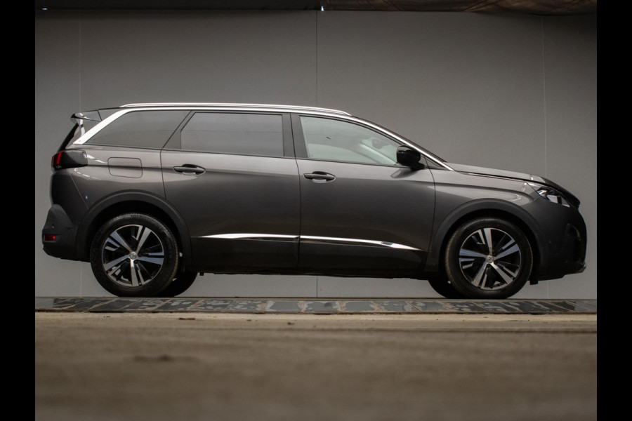 Peugeot 5008 1.2 PureTech Allure Sport (PANORAMADAK,NAVI,CRUISE,LEDER,LED,GETINT,CAMERA,DAB,PDC,SPORTSTOELEN,LM VELGEN,NETTESTAAT)